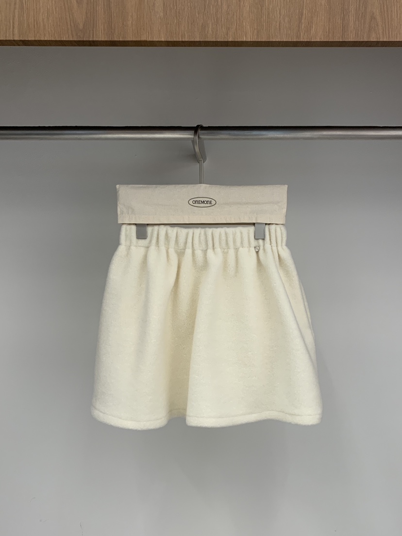 ONE MONE韓國直郵㊣女士新款推薦真品時尚休閑人氣熱賣短裙ONE MONE短裙圖色1