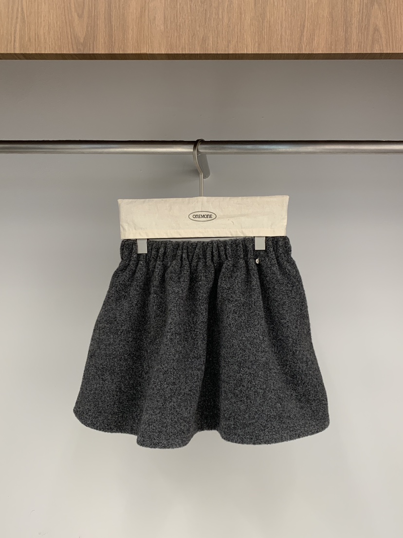 ONE MONE韓國直郵㊣女士新款推薦真品時尚休閑人氣熱賣短裙ONE MONE短裙圖色2