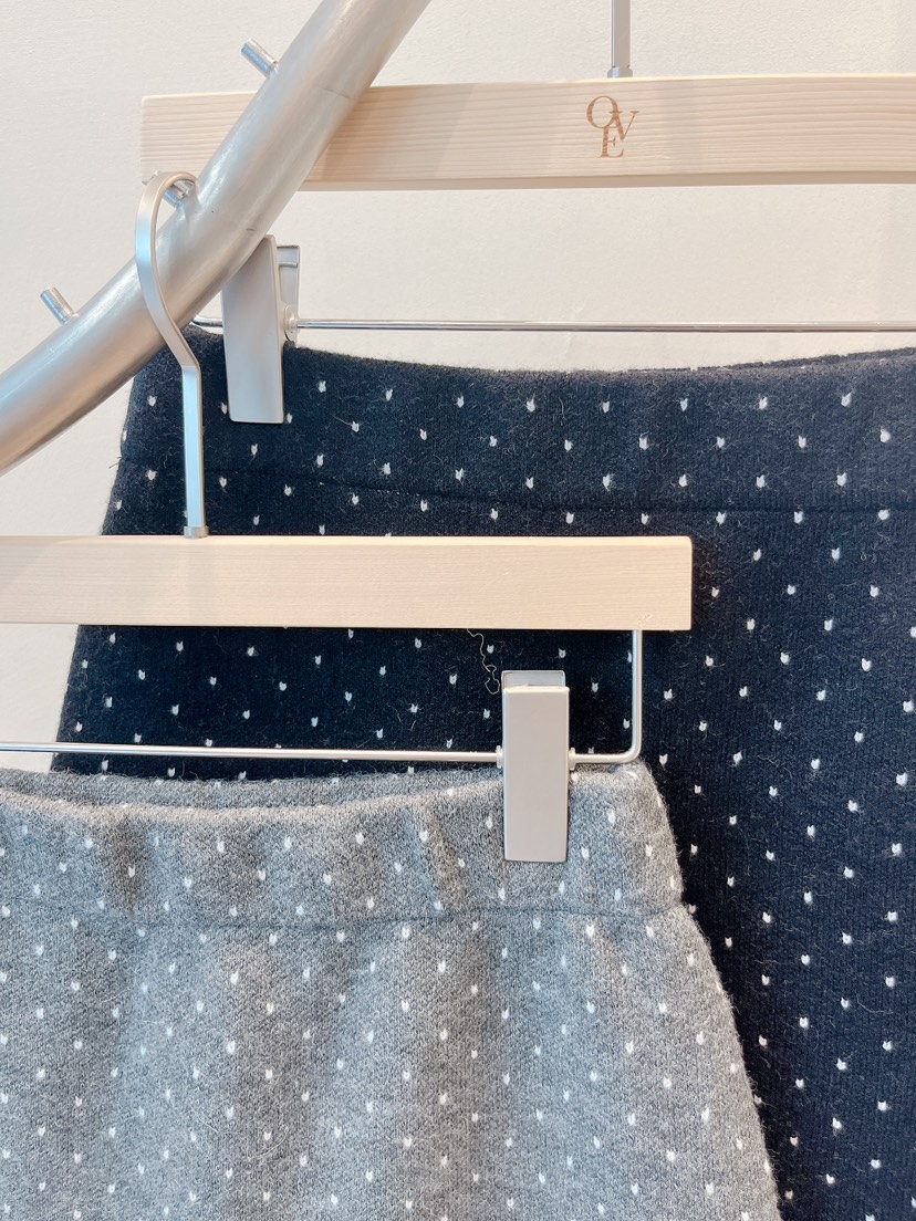 OVE東大門㊣實拍女裝新品熱賣真品職業半身裙中短裙圓點褶邊OVE半身裙/中短裙