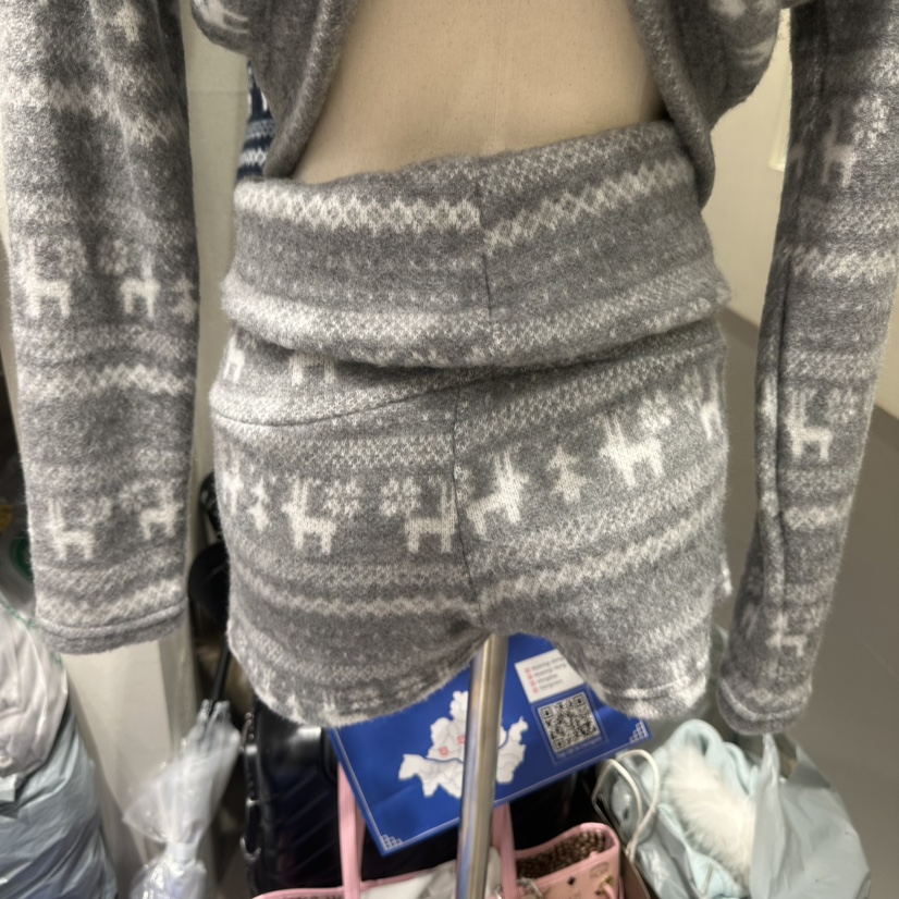 KIKI東大門㊣直郵女裝新品推薦時尚真品人氣休閑25秋冬短褲KIKI短褲