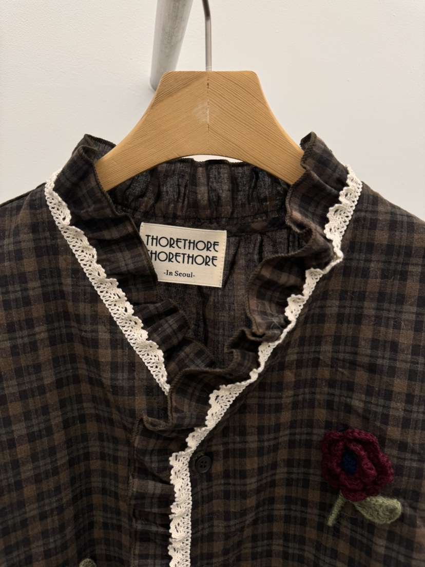 THORE韓國代購㊣女裝新款人氣熱賣時尚真品休閑25秋冬襯衫蕾絲衫THORE襯衫/蕾絲衫