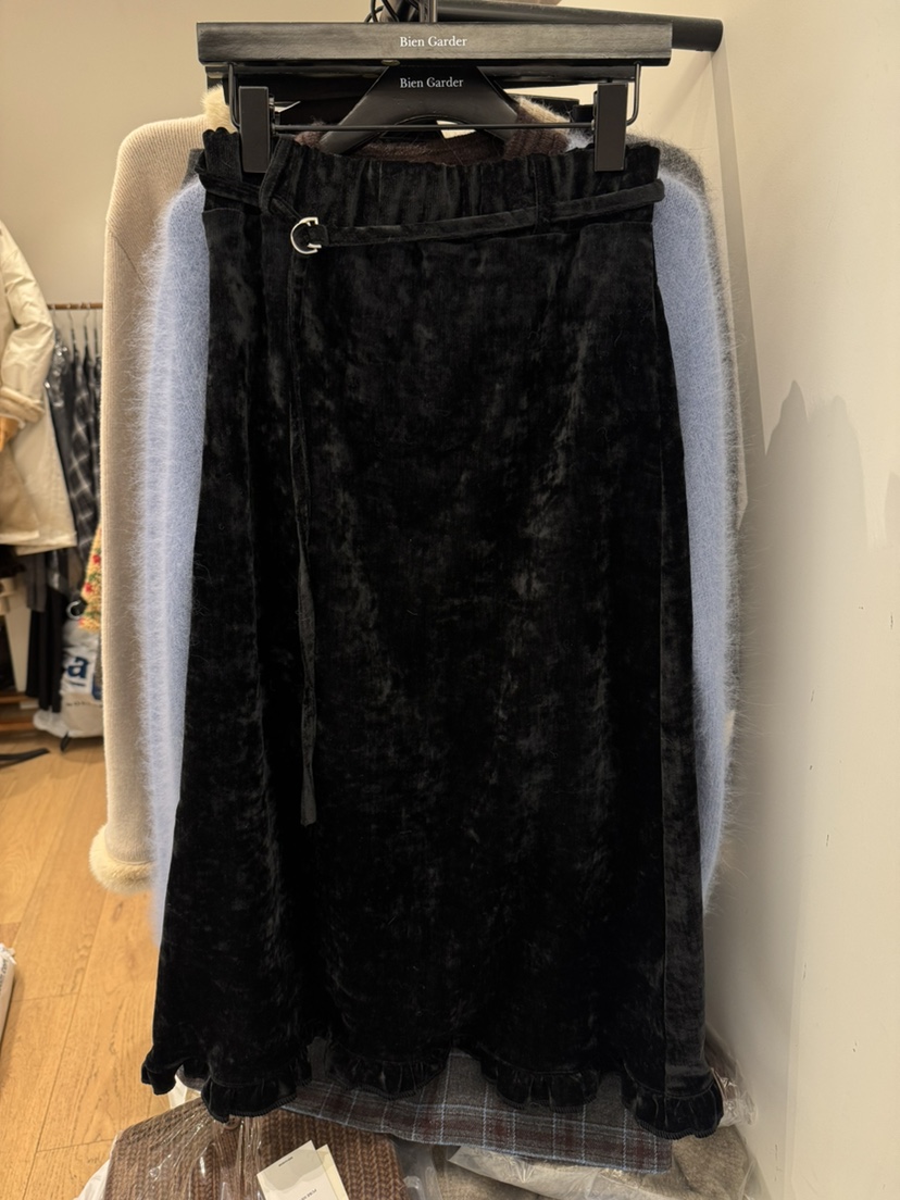 BIEN GARDER韓國代購㊣女士新品熱賣職業長裙天鵝絨含腰繩BIEN GARDER長裙圖色1