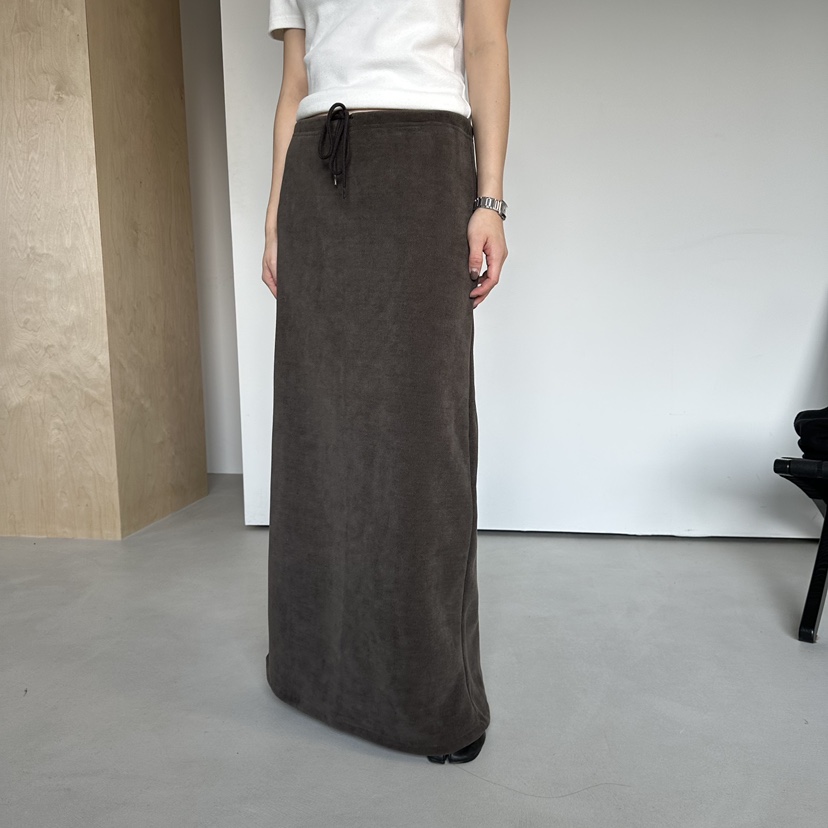 MOMENT東大門㊣實拍女裝新品熱賣人氣休閑推薦25秋冬職業長裙MOMENT/RECOVER長裙圖色2