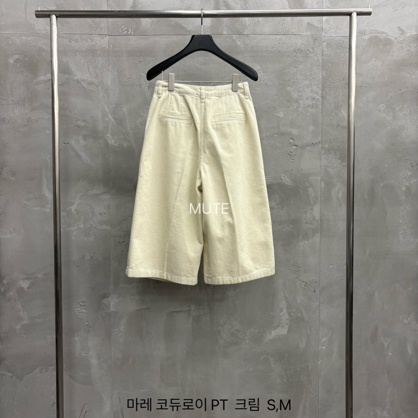 MUTE-P韓國代購㊣女裝新品職業人氣休閑真品時尚短褲燈芯絨MUTE短褲