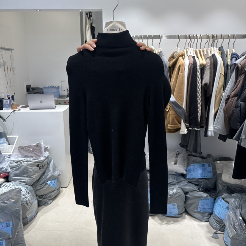 RICH SISTER韓國直郵㊣女士新品休閑推薦人氣時尚真品長袖T恤RICH SISTER長袖T恤圖色3