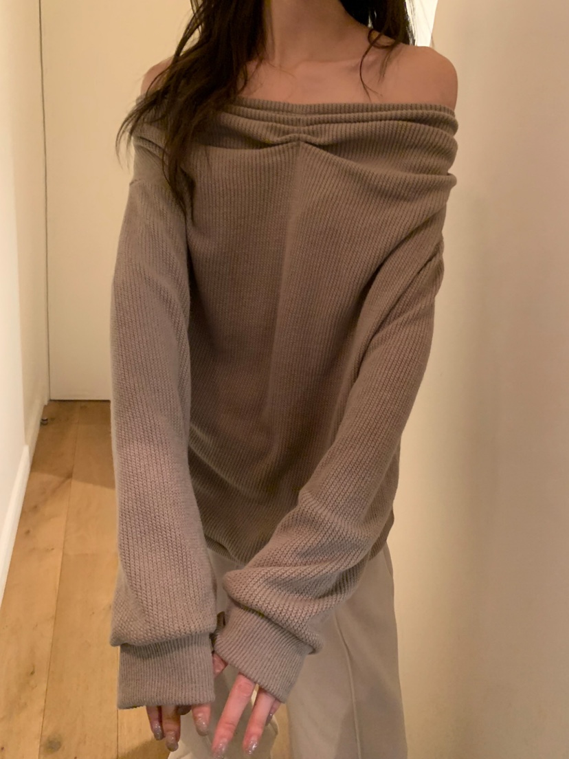 SHOP POSTER東大門㊣直郵女裝新品推薦人氣時尚長袖T恤露肩SHOP_POSTER長袖T恤