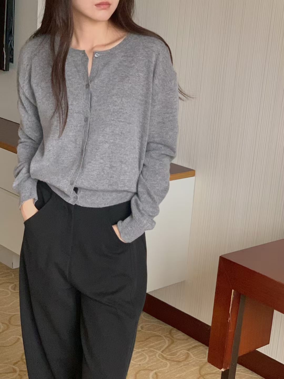 PROPER 프로퍼東大門㊣直郵女裝新款熱賣25秋冬職業針織衫PROPER 프로퍼針織衫