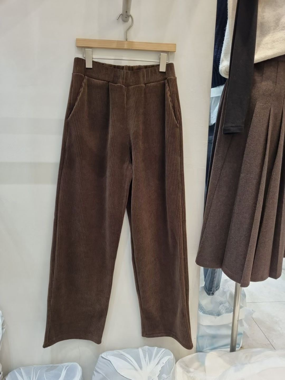 ALLU韓國直郵㊣女裝新品真品休閑25秋冬推薦熱賣休閑褲天鵝絨ALLU休閑褲圖色2