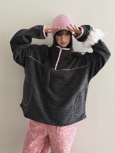 CLODE韓國直郵㊣女裝新款職業時尚休閑推薦25秋冬熱賣人氣衛衣CLODE衛衣圖色1