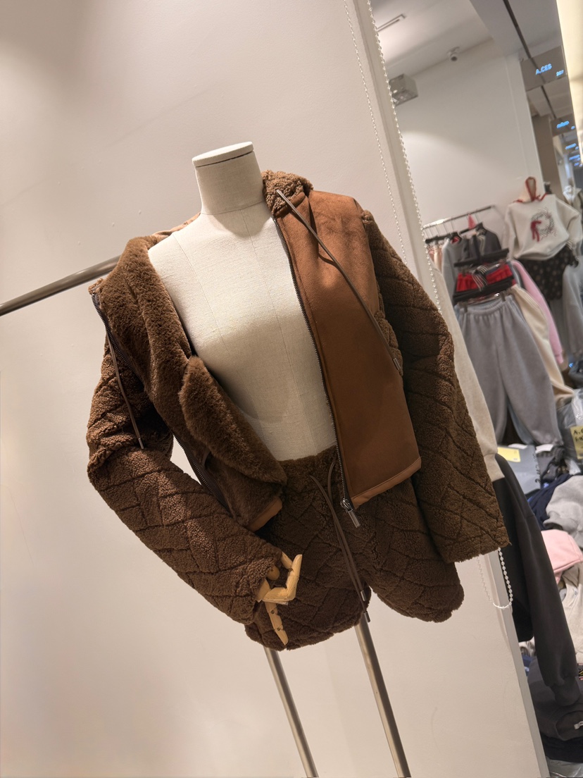 LAFFINE-P東大門㊣實拍女士新款推薦休閑職業人氣套裝套裝LAFFINE-P套裝