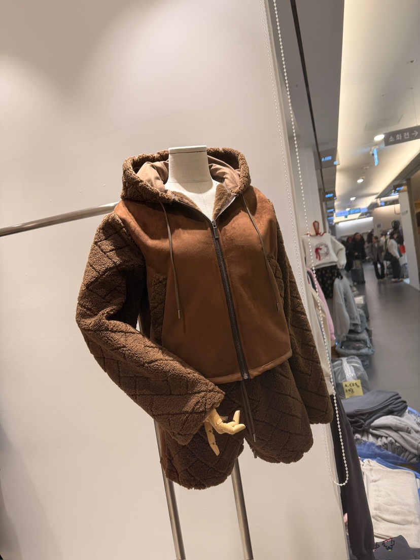 LAFFINE-P東大門㊣實拍女士新款推薦休閑職業人氣套裝套裝LAFFINE-P套裝