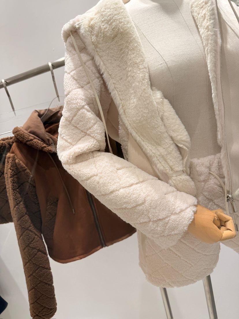 LAFFINE-P東大門㊣實拍女士新款推薦休閑職業人氣套裝套裝LAFFINE-P套裝