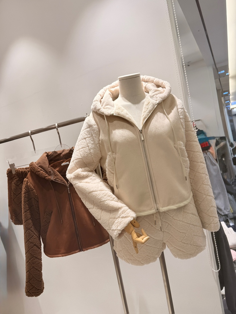 LAFFINE-P東大門㊣實拍女士新款推薦休閑職業人氣套裝套裝LAFFINE-P套裝圖色1