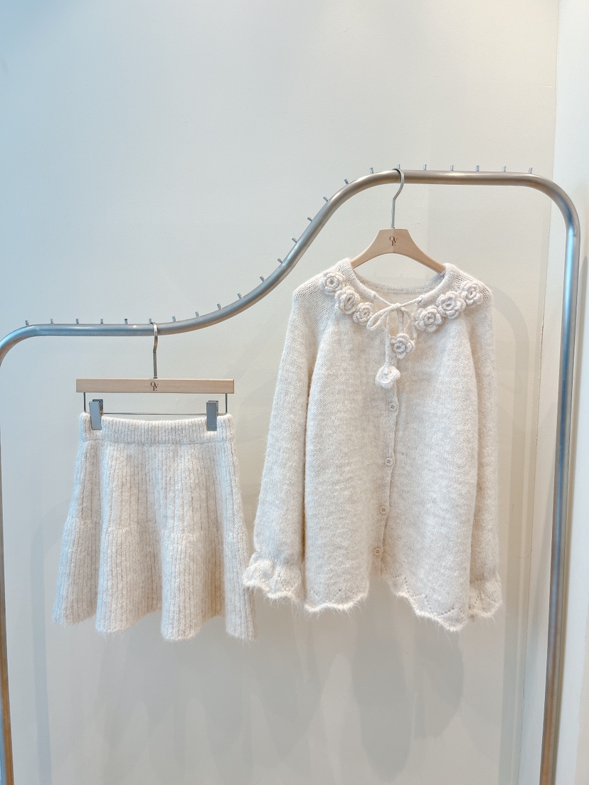 OVE韓國代購㊣女士新品真品熱賣職業人氣時尚休閑25秋冬套裝套裝OVE套裝圖色1