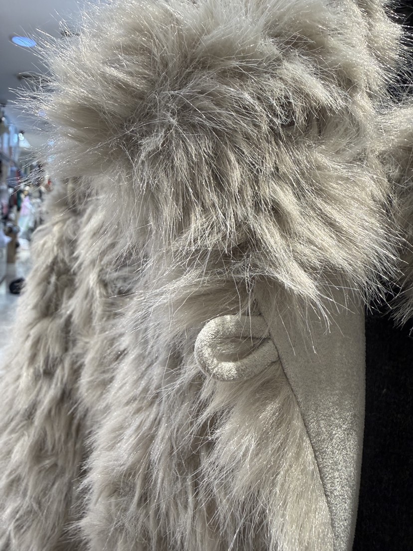 DE GO YOU東大門㊣直郵女裝新品時尚25秋冬真品推薦短款大衣DE GO YOU短款大衣