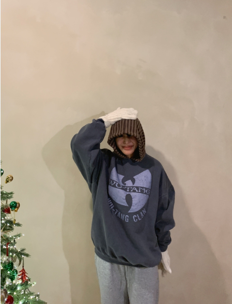 KSUBI韓國代購㊣女裝新款真品休閑推薦職業人氣熱賣時尚衛衣KSUBI衛衣圖色1