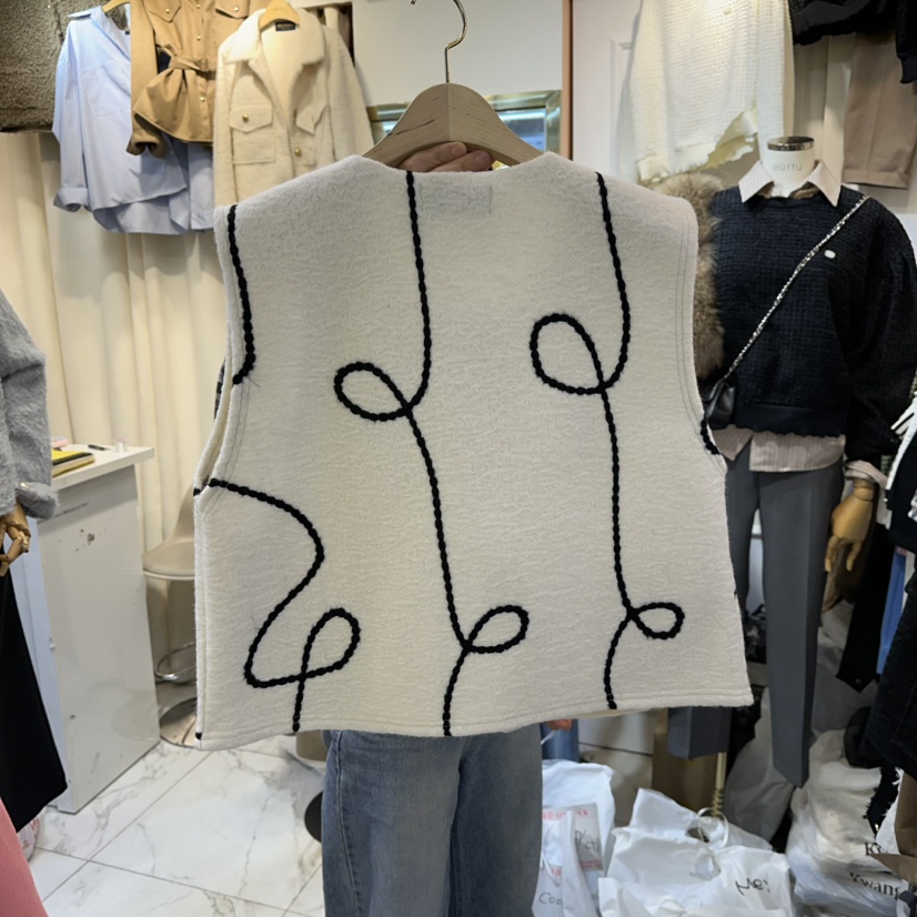 BUTTU東大門㊣直郵女士新品熱賣人氣職業真品推薦25秋冬馬甲羊毛10 O CLOCK/Buttu馬甲