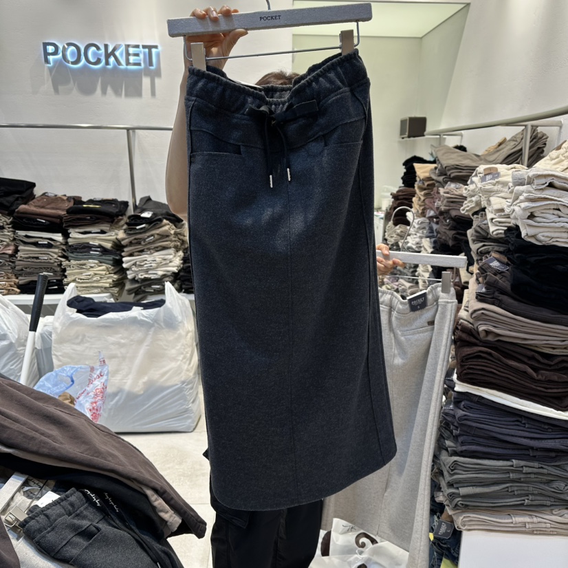 POCKET-Q東大門㊣代購女裝新款真品時尚推薦人氣25秋冬長裙POCKET-Q長裙圖色2