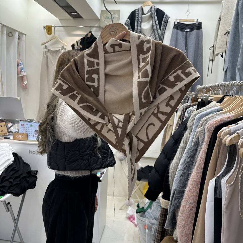 HOJAE韓國代購㊣女裝新品時尚熱賣25秋冬真品休閑圍巾披肩披肩MID-LEVEL JUMP圍巾/披肩圖色1