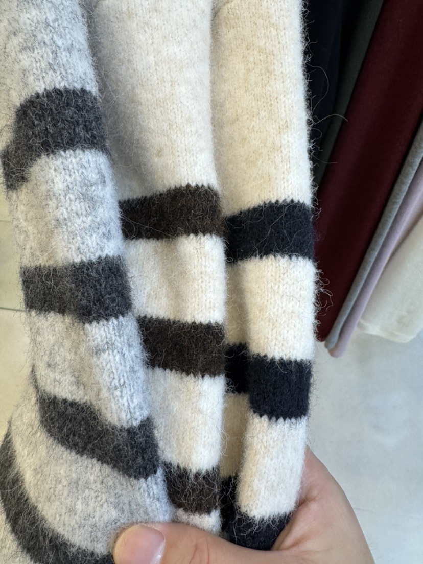 FUNNY POWDER韓國直郵㊣女裝新品推薦人氣針織衫含圍巾開衫THE FUNNY針織衫