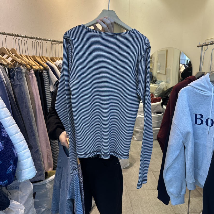 AND FLOYD東大門㊣實拍女裝新品真品25秋冬時尚推薦長袖T恤stunning and Floyd長袖T恤