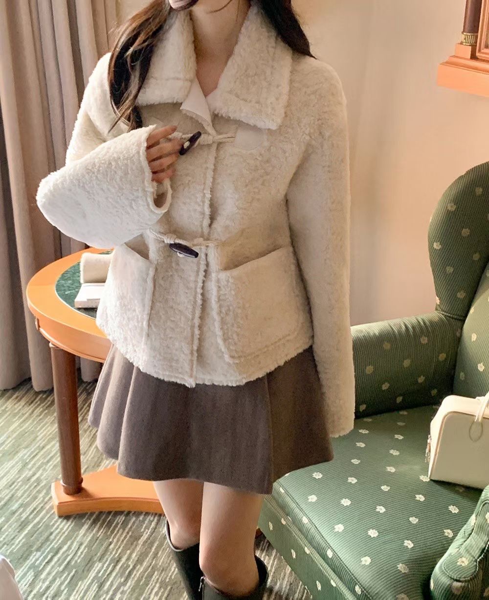 ALL OVER東大門㊣實拍女裝新款人氣職業真品時尚熱賣短款大衣ALL OVER短款大衣