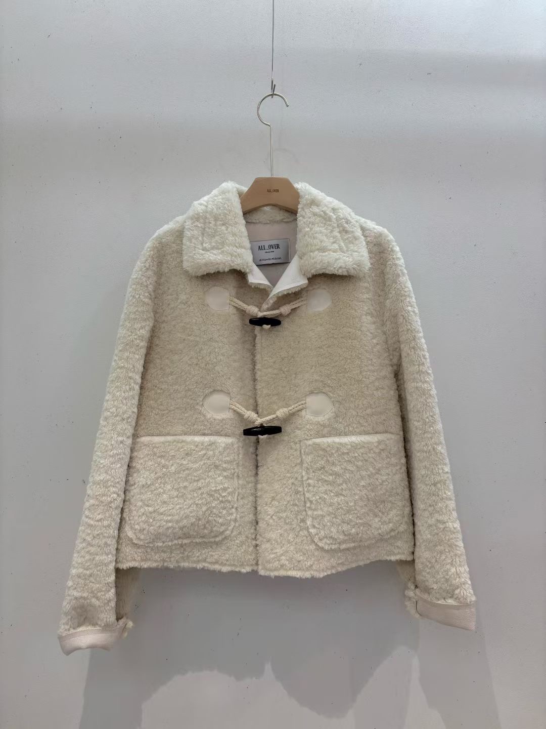 ALL OVER東大門㊣實拍女裝新款人氣職業真品時尚熱賣短款大衣ALL OVER短款大衣圖色1