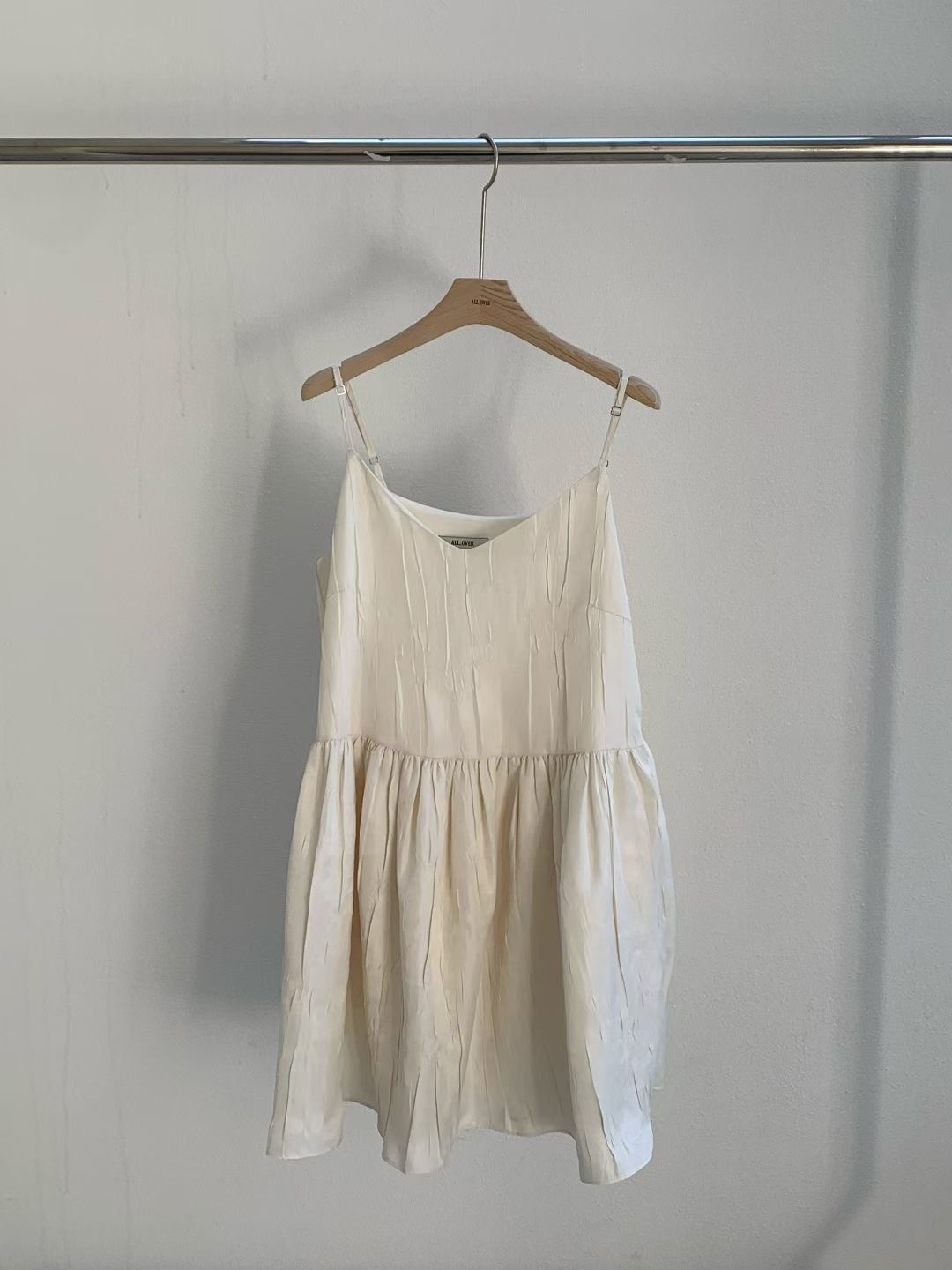 ALL OVER韓國直郵㊣女裝新款時尚休閑職業推薦25秋冬連衣裙ALL OVER連衣裙圖色1