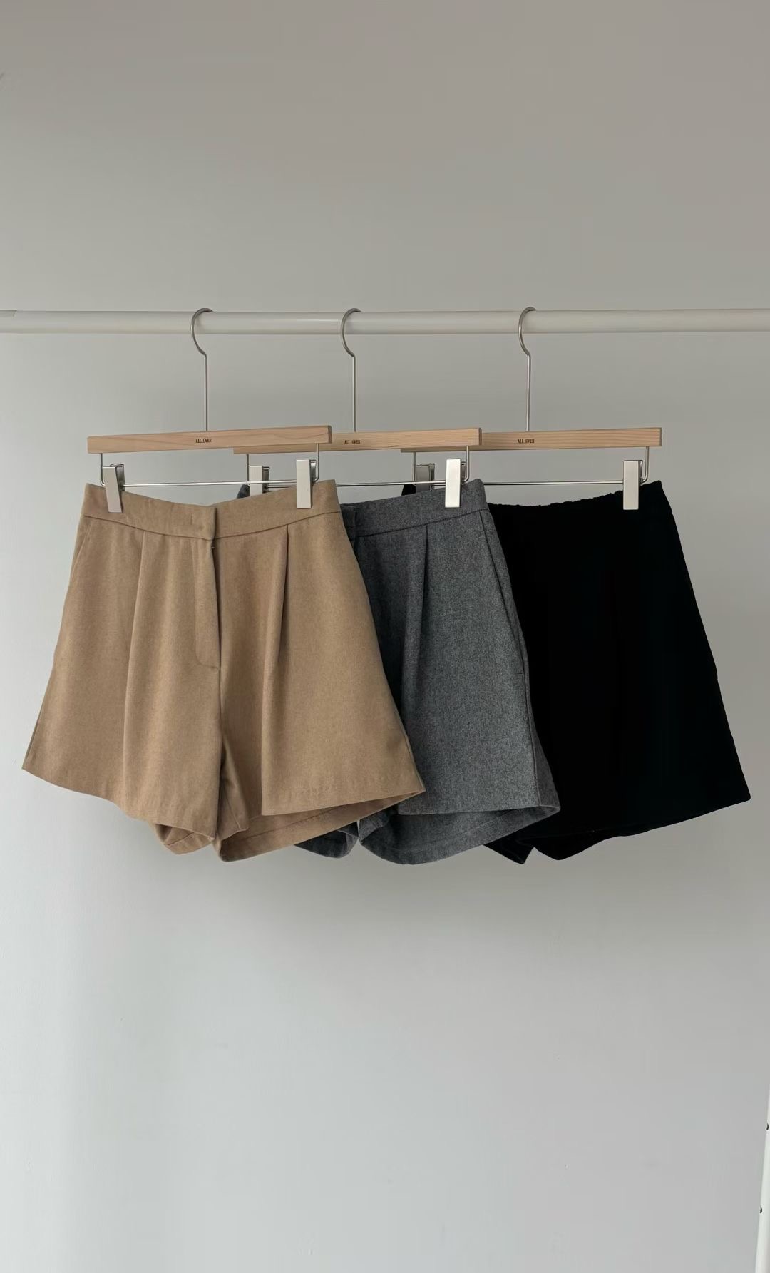 ALL OVER東大門㊣實拍女裝新品職業休閑推薦25秋冬人氣短褲ALL OVER短褲圖色3左三色