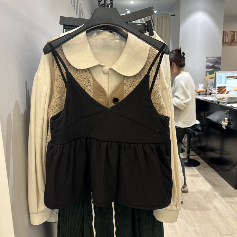 SOFTNESS韓國直郵㊣女裝新品25秋冬熱賣職業真品推薦吊帶背心Softness/Cosmic吊帶/背心圖色4黑色