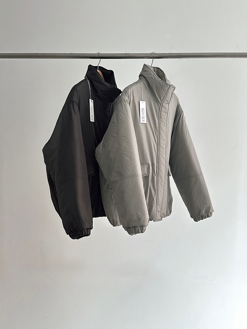 BLEECKER韓國直郵㊣女裝新款職業人氣熱賣推薦短款羽絨服褶皺BLEECKER短款羽絨服