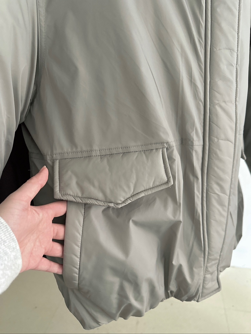 BLEECKER韓國直郵㊣女裝新款職業人氣熱賣推薦短款羽絨服褶皺BLEECKER短款羽絨服