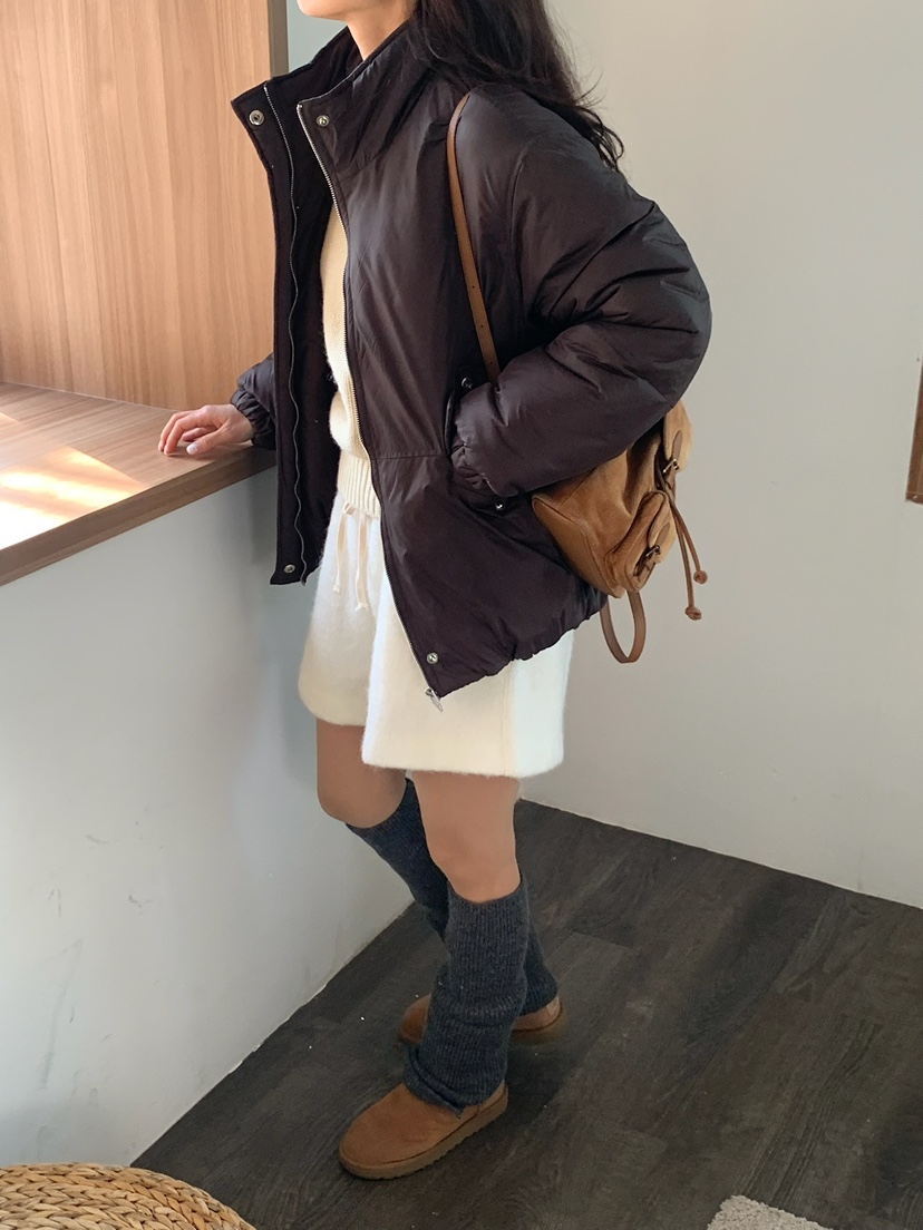 BLEECKER韓國直郵㊣女裝新款職業人氣熱賣推薦短款羽絨服褶皺BLEECKER短款羽絨服