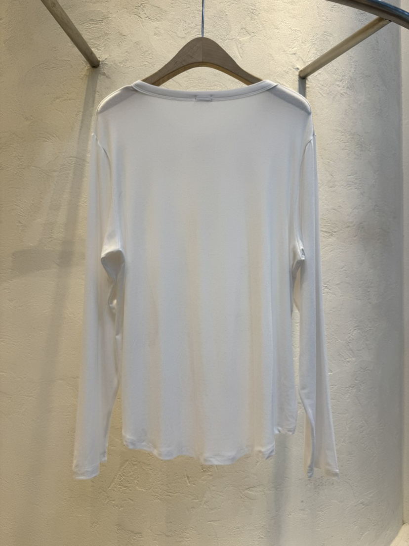 RIAH東大門㊣代購女士新款人氣熱賣時尚推薦職業25秋冬長袖T恤RIAH長袖T恤