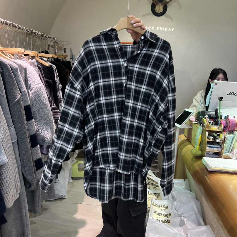 BLACKFRIDAY韓國代購㊣女士新款25秋冬休閑熱賣人氣襯衫蕾絲衫BLACK FRIDAY襯衫/蕾絲衫圖色1