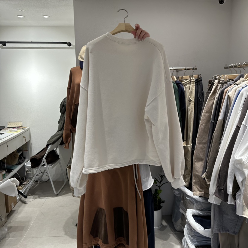 IN KIRA東大門㊣直郵女裝新品人氣25秋冬熱賣職業時尚衛衣IN KIRA衛衣