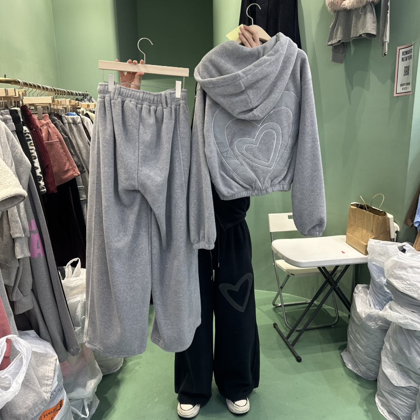 ROMANTIC NEWYORK東大門㊣實拍女士新品人氣套裝不含內搭套裝ROMANTIC NEWYORK套裝