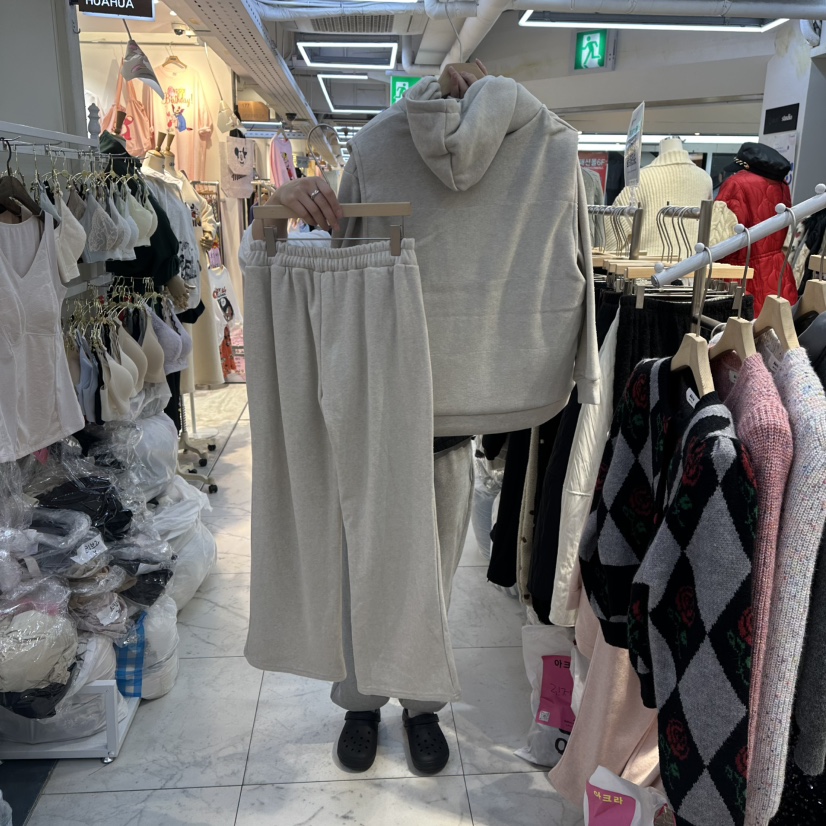 AKRA BY ART東大門㊣直郵女裝新品25秋冬套裝三件套加絨套裝AKRA BY ART套裝