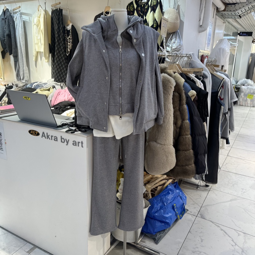 AKRA BY ART東大門㊣直郵女裝新品25秋冬套裝三件套加絨套裝AKRA BY ART套裝圖色2