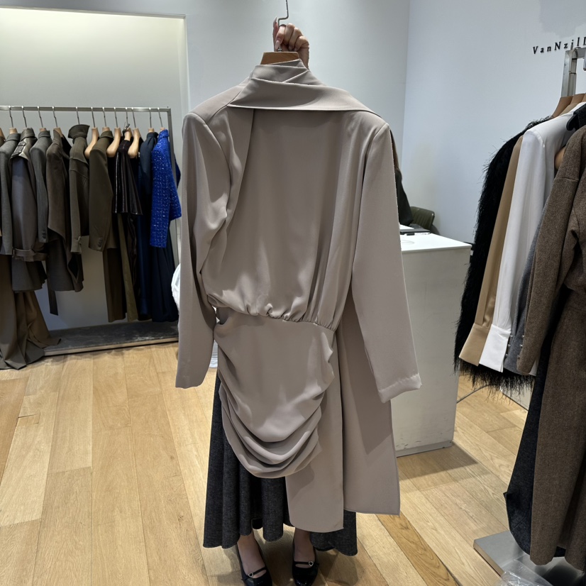 VAN NZILL東大門㊣直郵女士新款休閑人氣職業真品時尚連衣裙VAN NZILL連衣裙圖色1