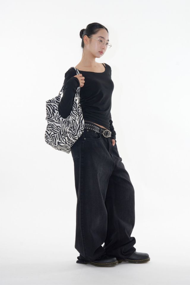 LIVE FOREVER韓國代購㊣女士新品時尚真品人氣25秋冬長袖T恤LIVE FOR_EVER長袖T恤