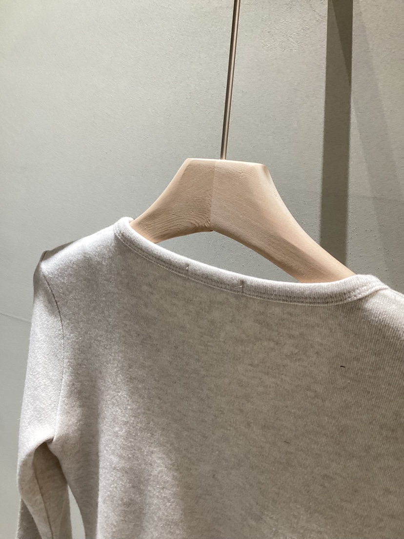 NEAR LEAP-P東大門㊣實拍女裝新品人氣休閑長袖T恤安哥拉NEAR LEAP長袖T恤