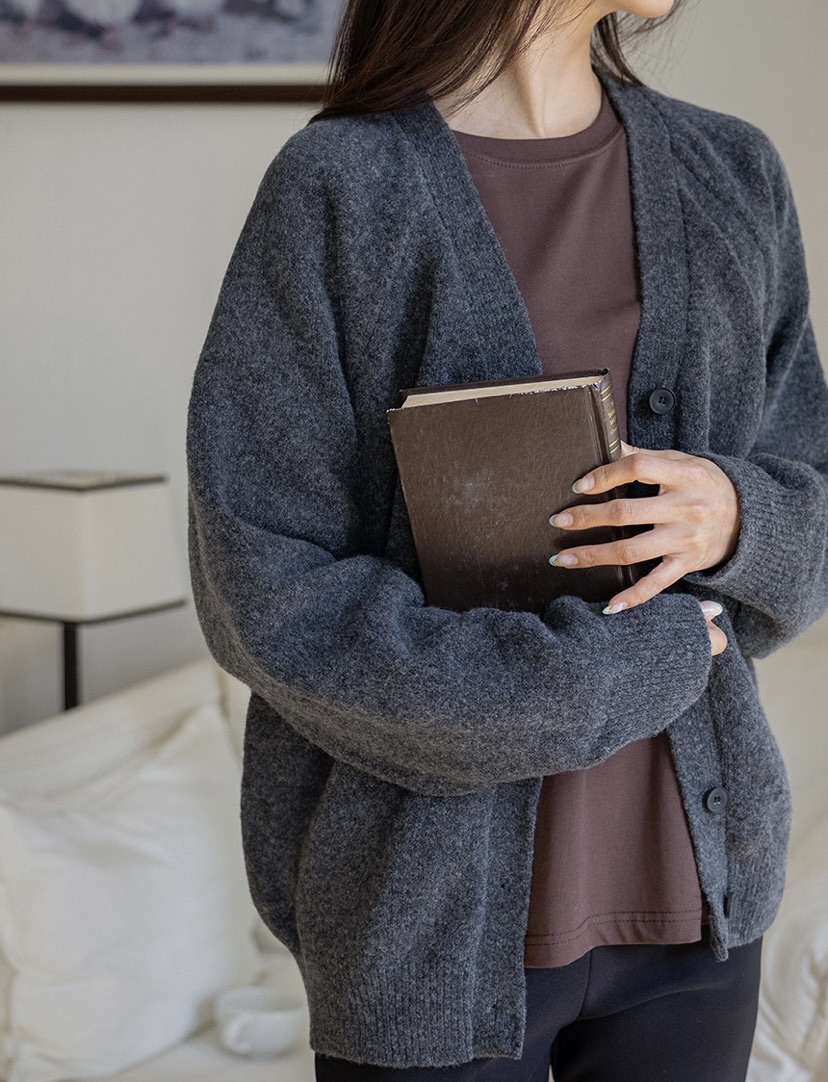 EVERCOMMERCE METICULOUSLY DESIGNED東大門㊣實拍女士新品休閑針織衫開衫EVERCOMMERCE METICULOUSLY DESIGNED針織衫