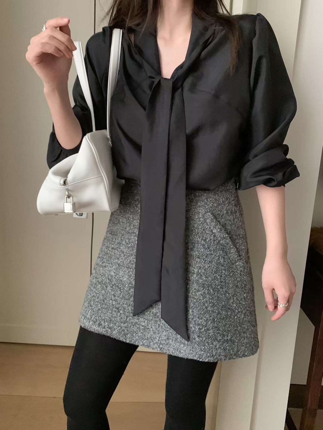 MELLOUNGE-멜라운지-T韓國直郵㊣女裝新品職業襯衫蕾絲衫MELLOUNGE-T襯衫/蕾絲衫圖色1