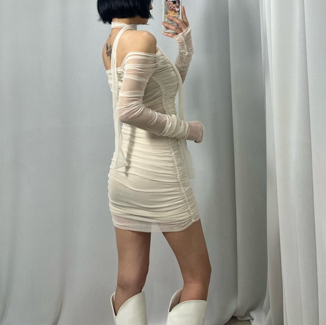 BOY MEET GIRL-T東大門㊣直郵女裝新品真品連衣裙含脖帶BOY MEET GIRL-T連衣裙