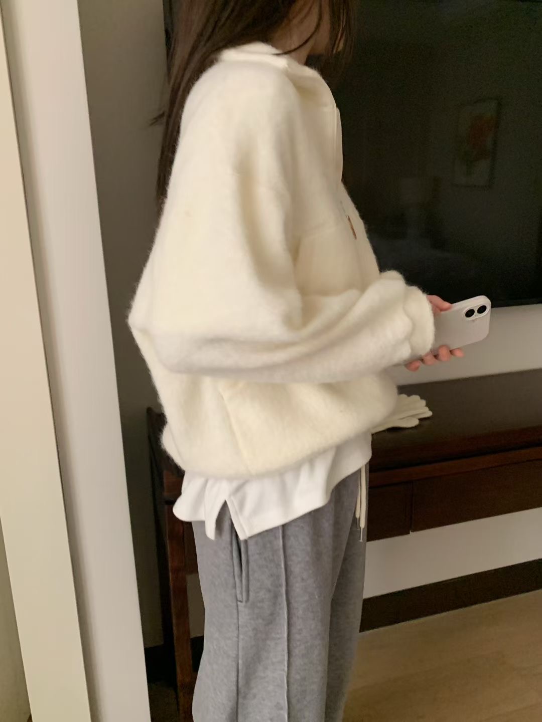 MELLOUNGE-멜라운지-T東大門㊣直郵女士新款推薦職業衛衣MELLOUNGE-T衛衣