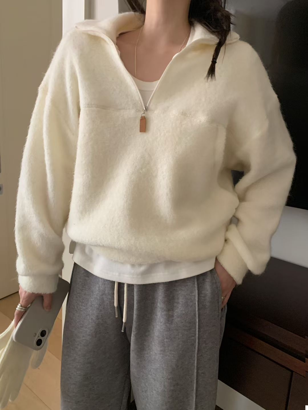 MELLOUNGE-멜라운지-T東大門㊣直郵女士新款推薦職業衛衣MELLOUNGE-T衛衣圖色2