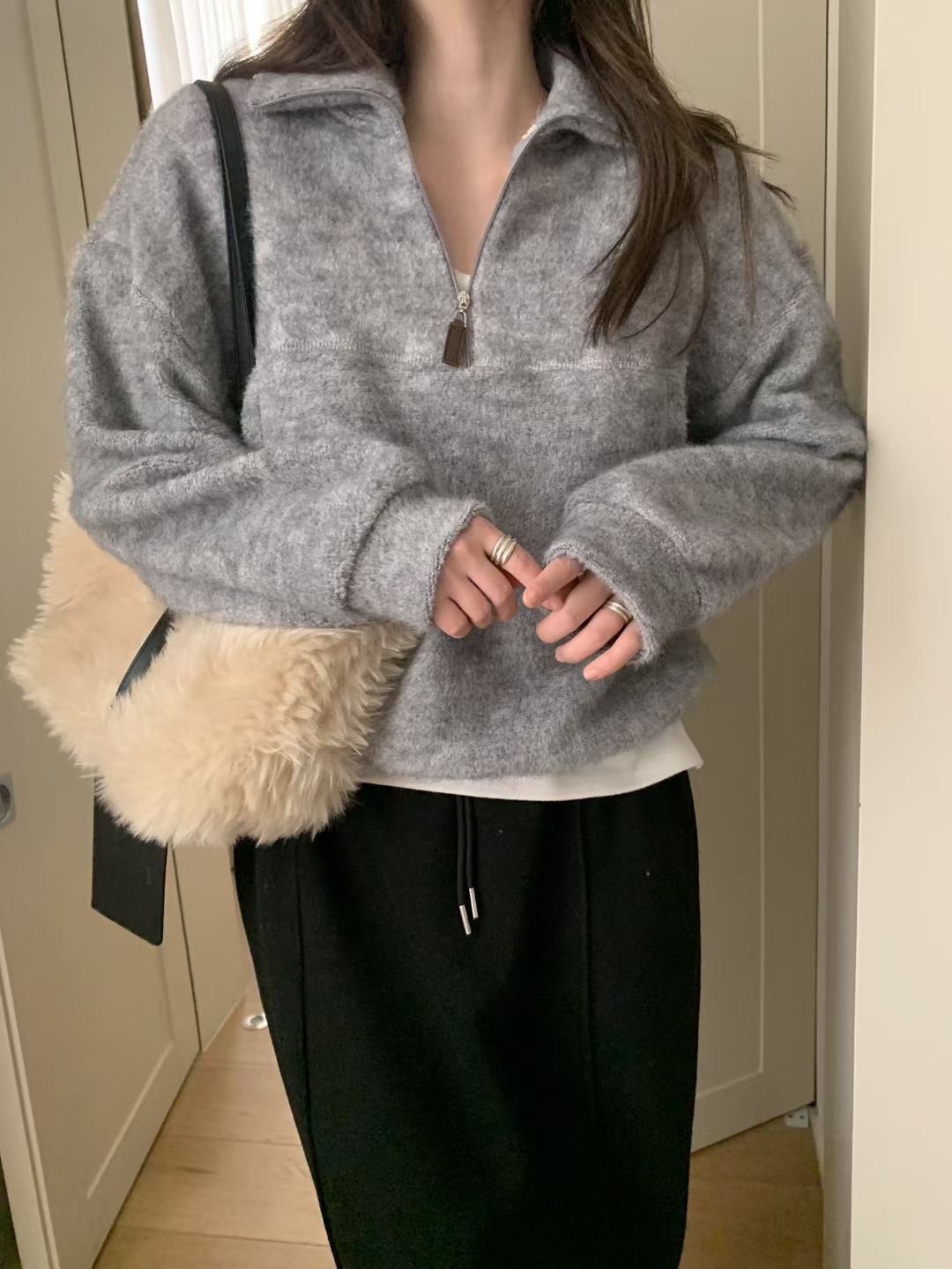 MELLOUNGE-멜라운지-T東大門㊣直郵女士新款推薦職業衛衣MELLOUNGE-T衛衣圖色3