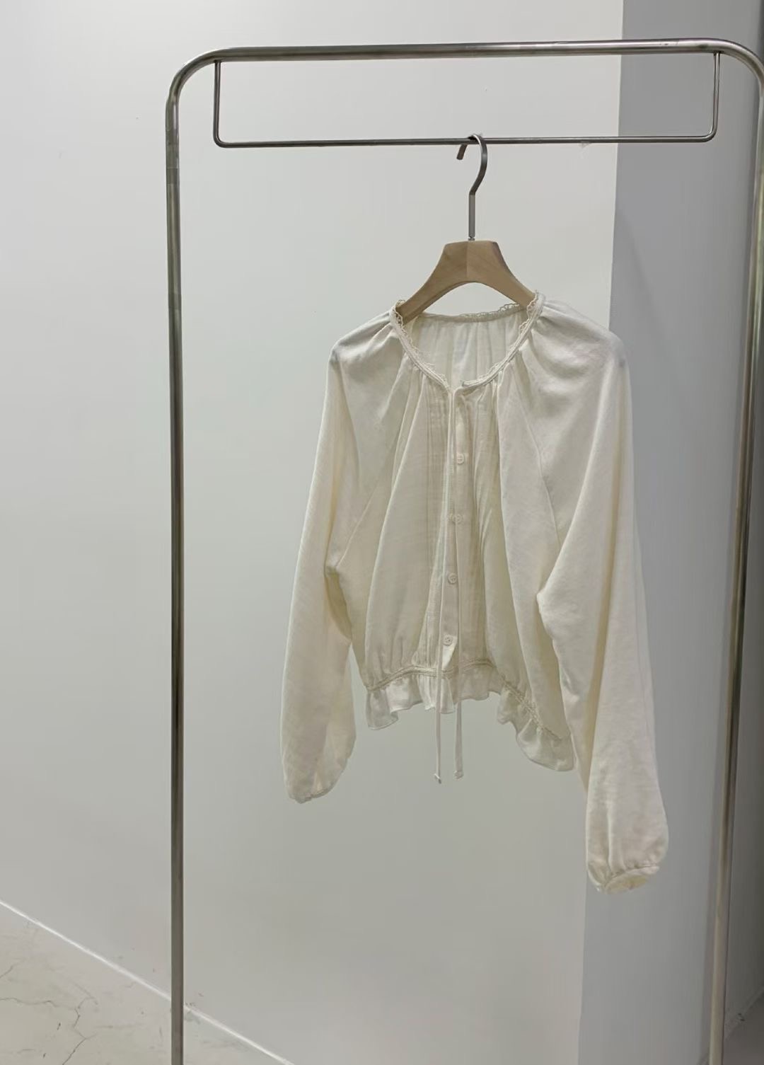 MELLOUNGE-멜라운지-T東大門㊣代購女士新品熱賣襯衫蕾絲衫MELLOUNGE-T襯衫/蕾絲衫圖色1