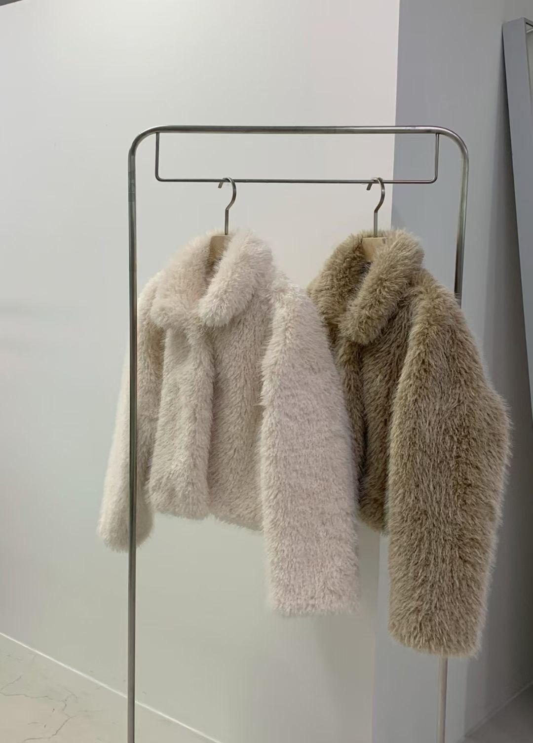 MELLOUNGE-멜라운지-T東大門㊣代購女裝新款人氣短款大衣MELLOUNGE-T短款大衣